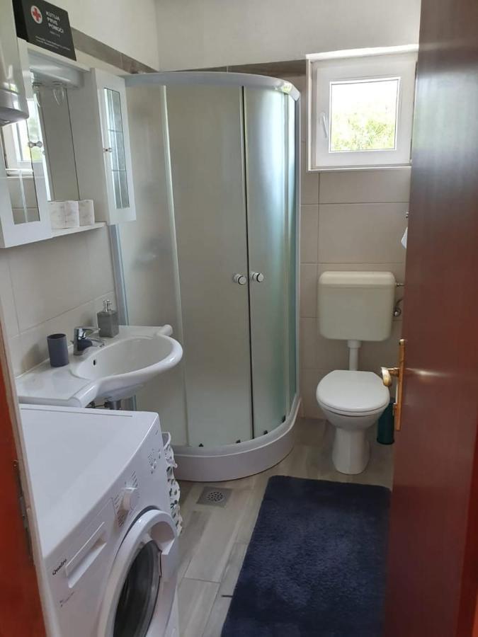 Apartmani Lucija Maslenica Exterior foto