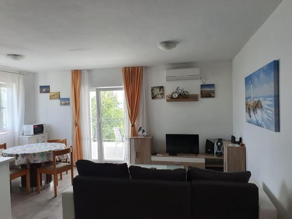 Apartmani Lucija Maslenica Exterior foto